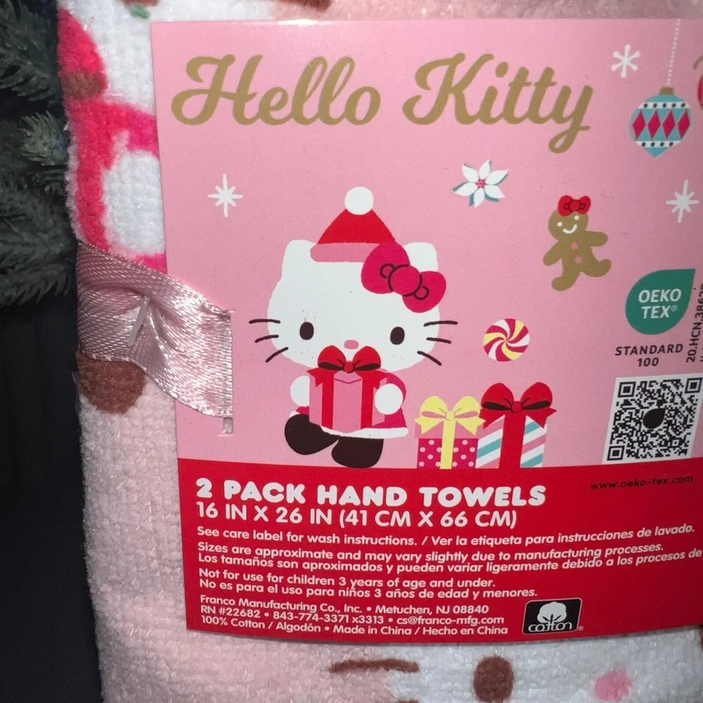 Hello Kitty Festive Pink Hand Towels